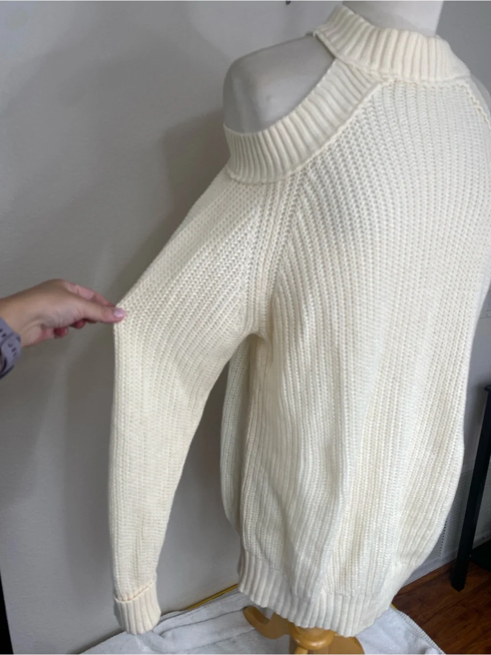 Free People Womens Cream Chunky Knit Ribbed Cutout Turtleneck Sweater Size Large